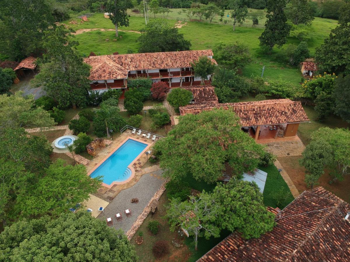 Hotel Hacienda Macedonia Barichara Bagian luar foto