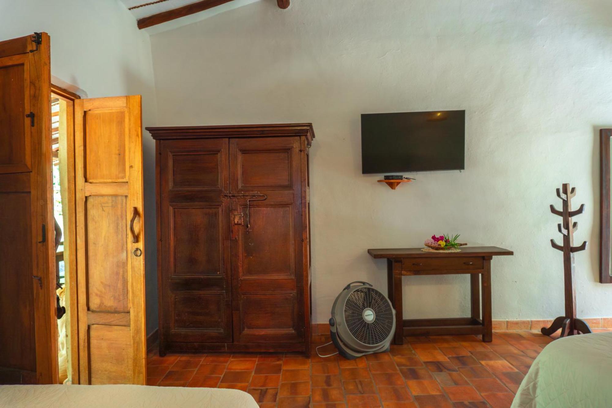 Hotel Hacienda Macedonia Barichara Bagian luar foto